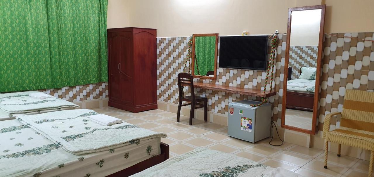 Nha Nghi Viet Nga Hotel Ha Tien Bagian luar foto